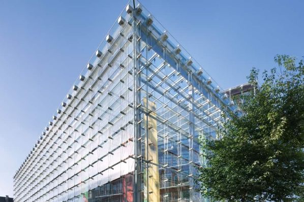 Deka Immobilien purchases Cubes office property in Düsseldorf